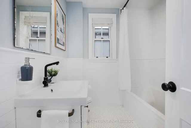 Additional image 31 of 55 Kerr Rd