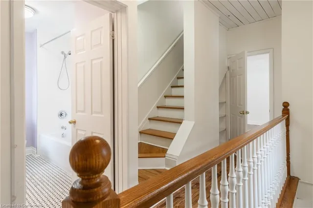 Additional image 23 of 280 Bold St