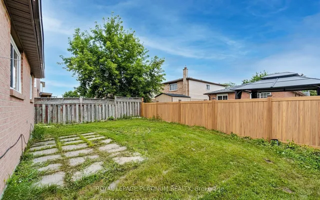 Additional image 22 of 228 Martindale Cres