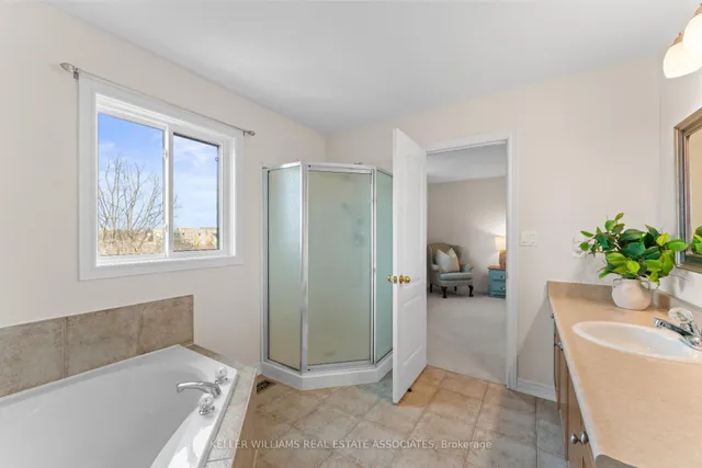 Additional image 18 of 4039 Medland Dr