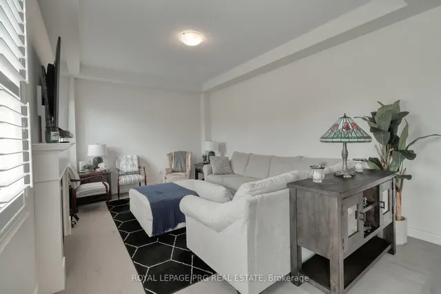 Additional image 13 of 61 Cattail Cres