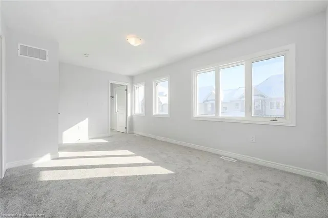 Additional image 27 of 205 Thames Way Unit 22
