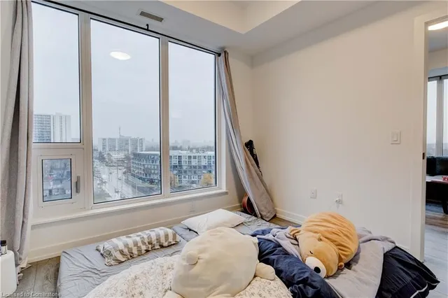 Additional image 13 of 5 Wellington St Unit 1009