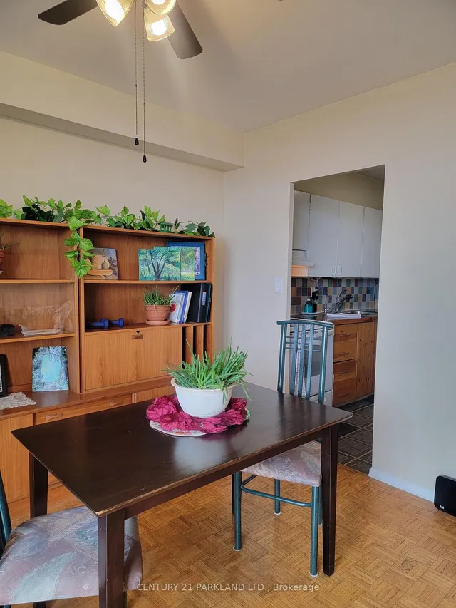 Additional image 9 of 1 Massey Sq Unit 1914