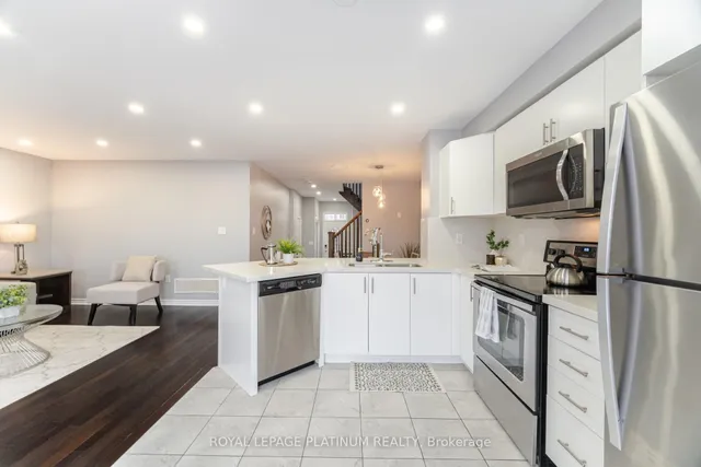 Additional image 12 of 624 Laking Terr