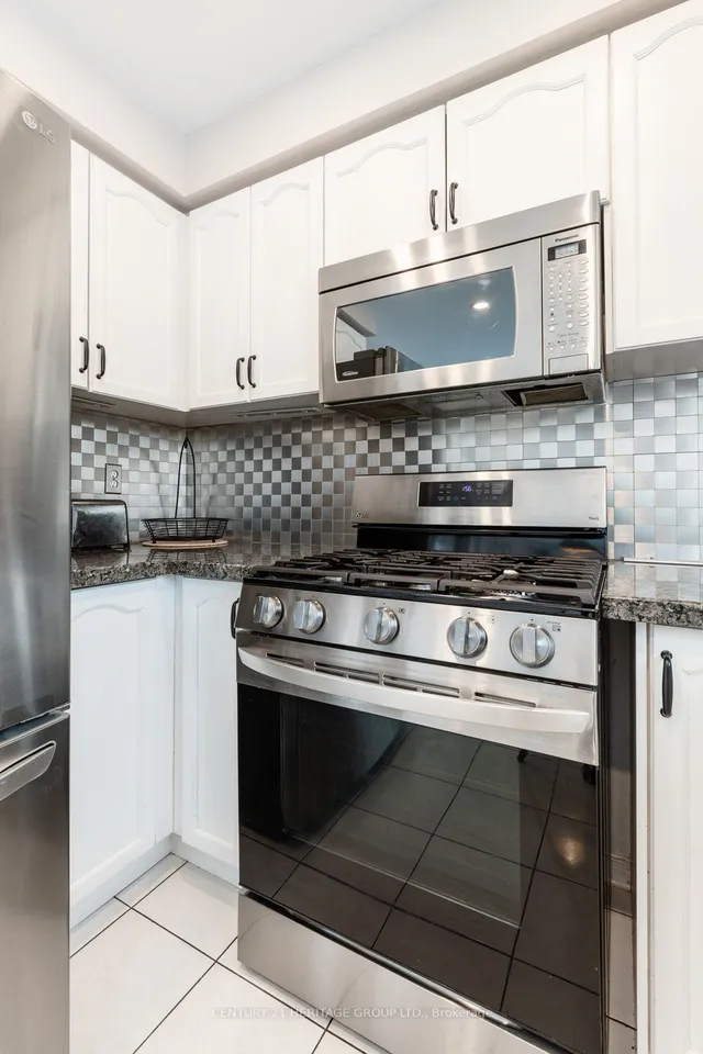 Additional image 17 of 66 Fellowes Cres