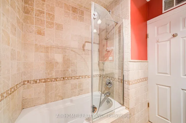 Additional image 29 of 12 Sorrel Crt