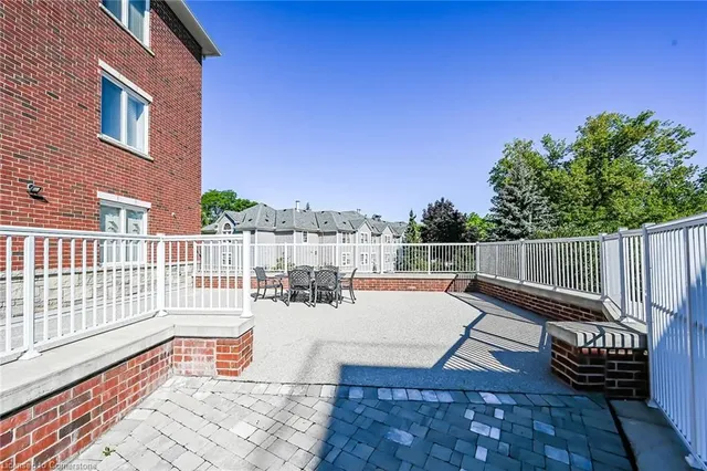 Additional image 46 of 95 Wilson St Unit 101