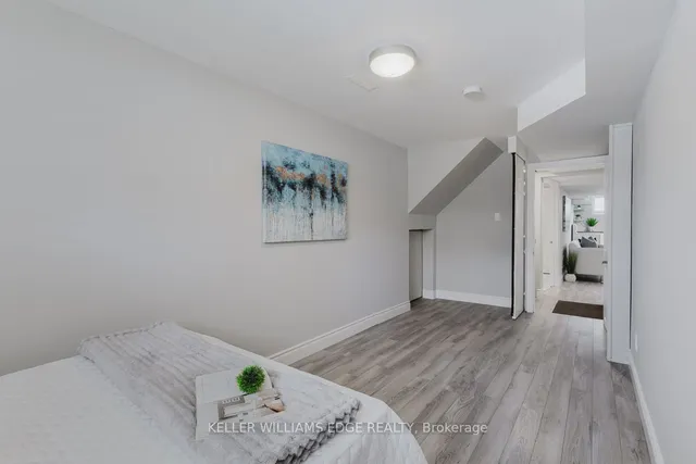 Additional image 33 of 1462 Paddington Crt