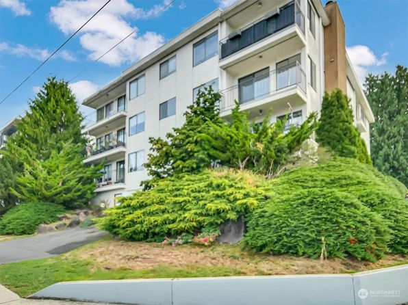 10106 Greenwood Avenue N UNIT 102, Seattle, WA 98133