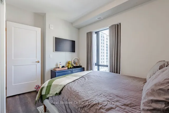 Additional image 17 of 15 QUEEN St Unit 507