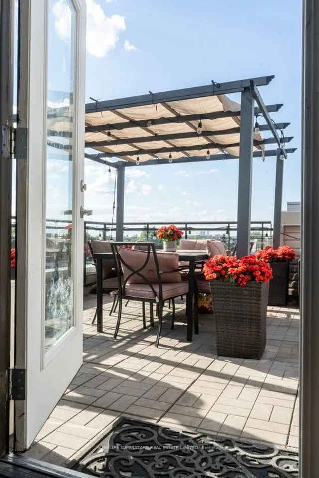 Additional image 24 of 871 WILSON Ave Unit 29