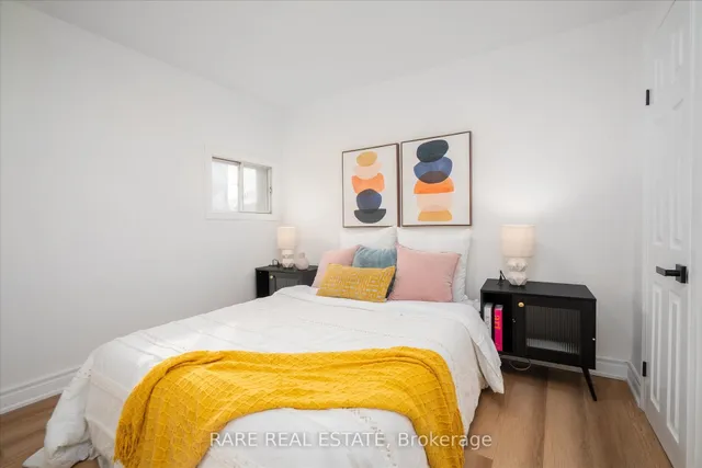 Additional image 23 of 24 Case St