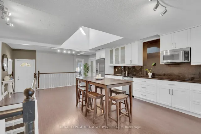 Additional image 20 of 21 River Rd