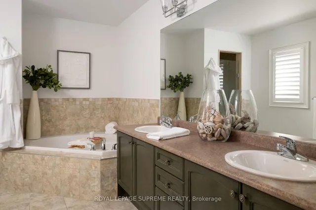 Additional image 31 of 532 Amarone Crt