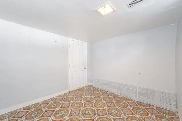 Additional image 41 of 483 Valermo Dr