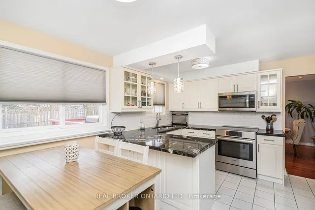 Additional image 14 of 647 Tomahawk Cres