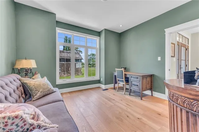 Additional image 31 of 42 Parsonage Rd