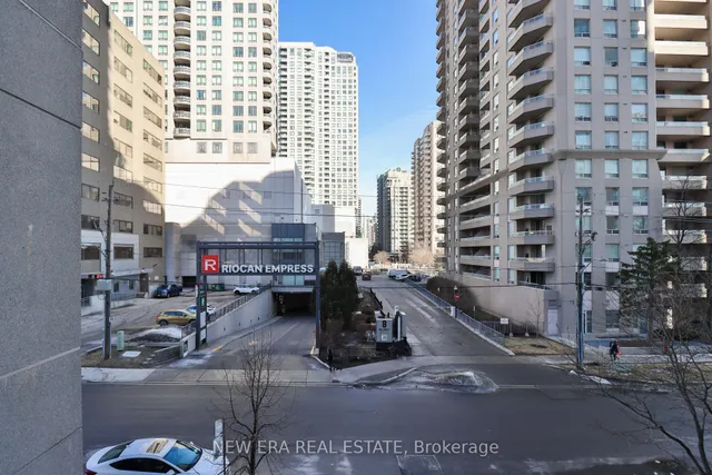 Additional image 24 of 21 Hillcrest Ave Unit 313