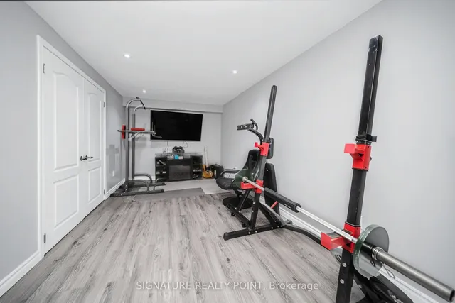 Additional image 39 of 222 Simmons Blvd