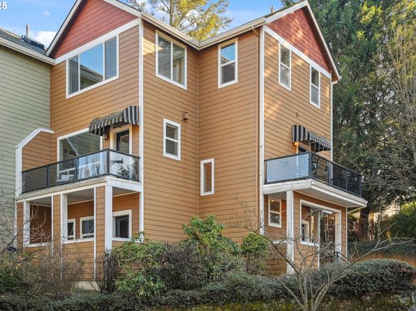 6526 SW Capitol Hwy, Portland, OR 97239