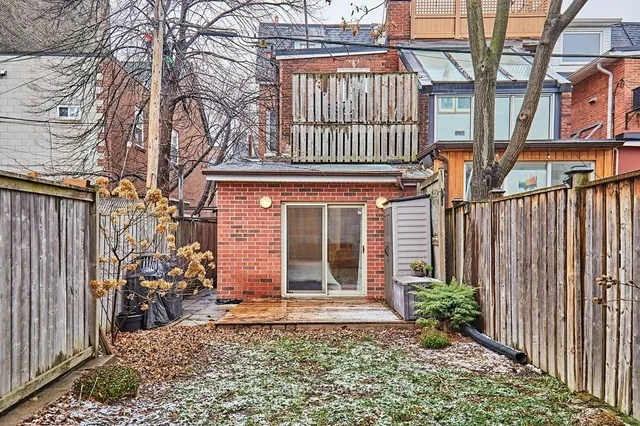 Additional image 18 of 87 Oxford St