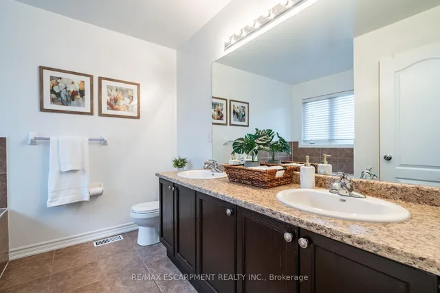 Additional image 17 of 1327 Ruddy Cres