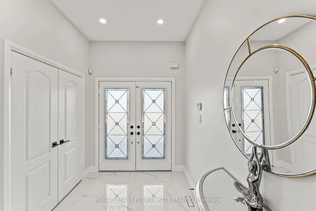 Additional image 3 of 43 Polonia Ave