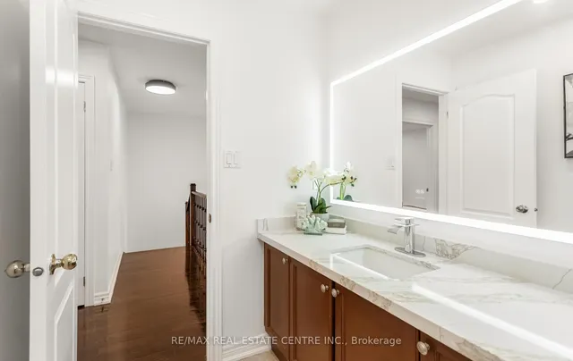 Additional image 33 of 1268 Rolph Terr