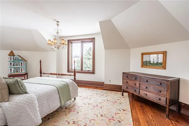 Additional image 38 of 76 Oak Ave