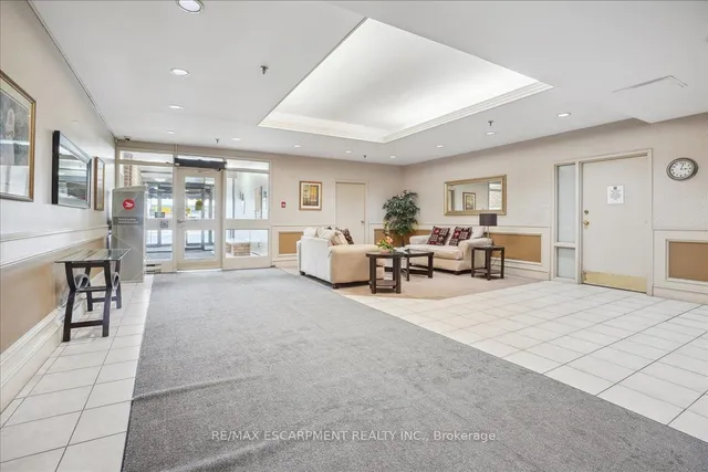 Additional image 27 of 432 Main St Unit 504