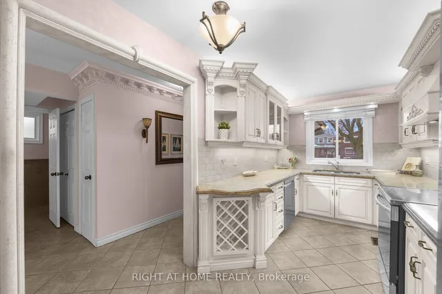 Additional image 29 of 204 Invergordon Ave