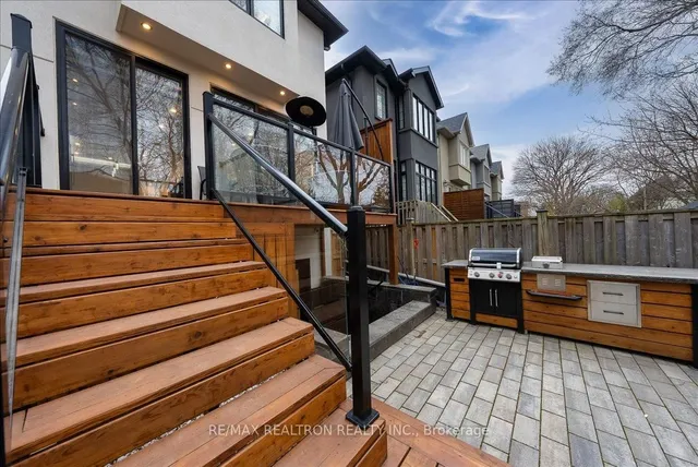 Additional image 46 of 46 Franklin Ave