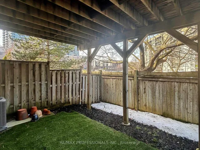 Additional image 26 of 14 Formula Crt