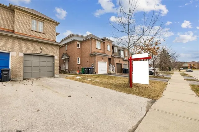 Additional image 3 of 25 Ural Cir