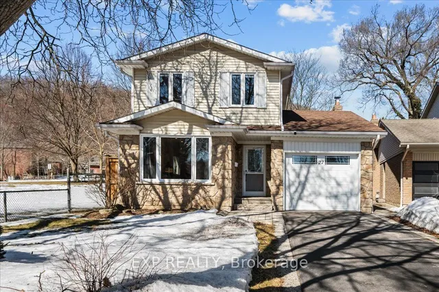 27 Parkway Pl