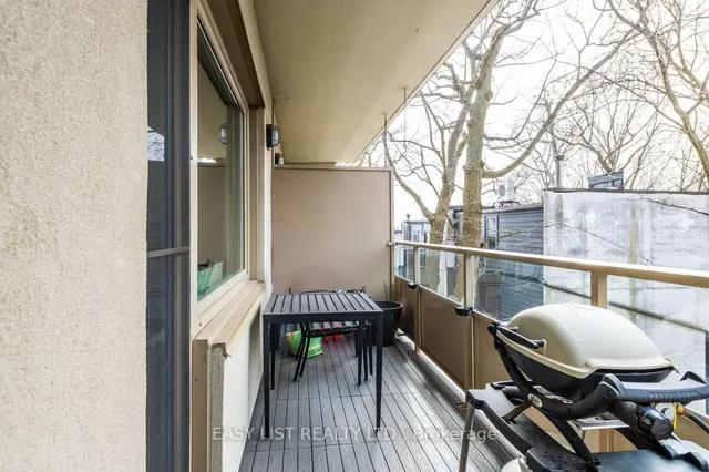 Additional image 17 of 2368 Queen St Unit 15