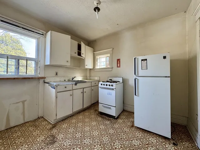 Additional image 8 of 277 Jones Ave