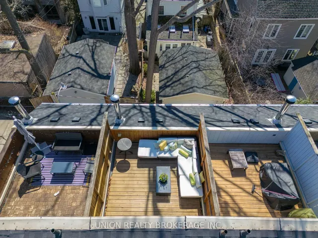 Additional image 27 of 2357 Queen St Unit 7