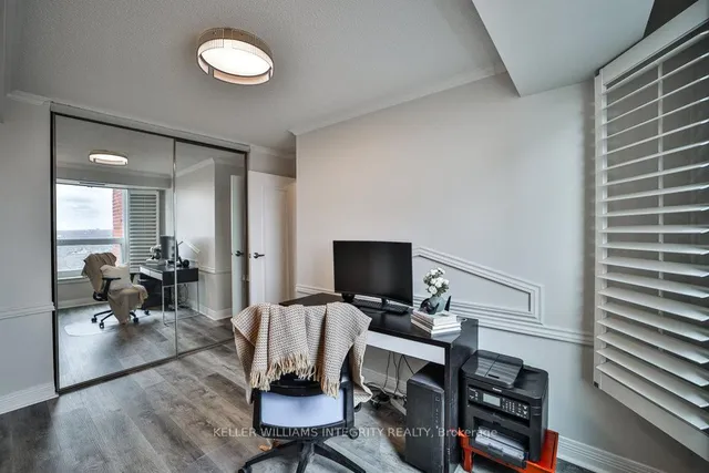 Additional image 17 of 77 Maitland Pl Unit 2020