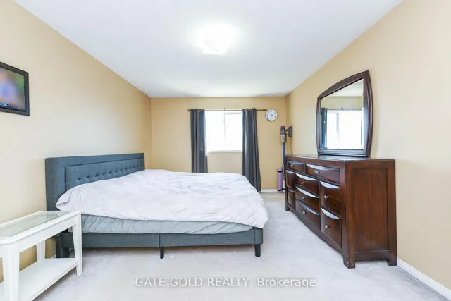 Additional image 21 of 30 Flurry Circ