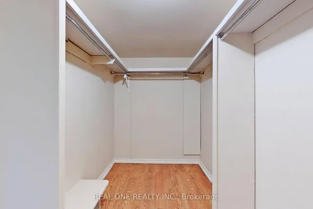 Additional image 43 of 17 Foursome Cres