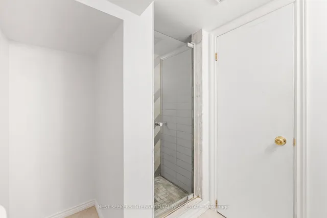 Additional image 34 of 35 Cambrai Ave