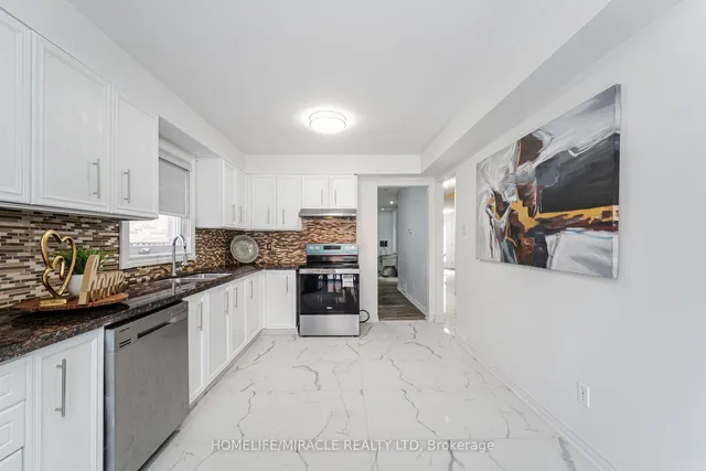 Additional image 13 of 21 Muskoka St