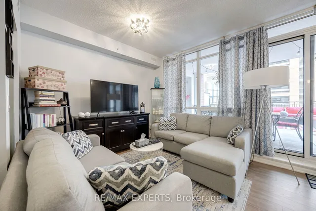 Additional image 13 of 830 Lawrence Ave Unit 231