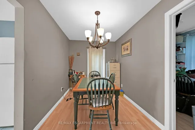 Additional image 7 of 942 Upper Gage Ave