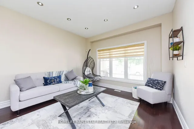 Additional image 10 of 84 Latania Blvd