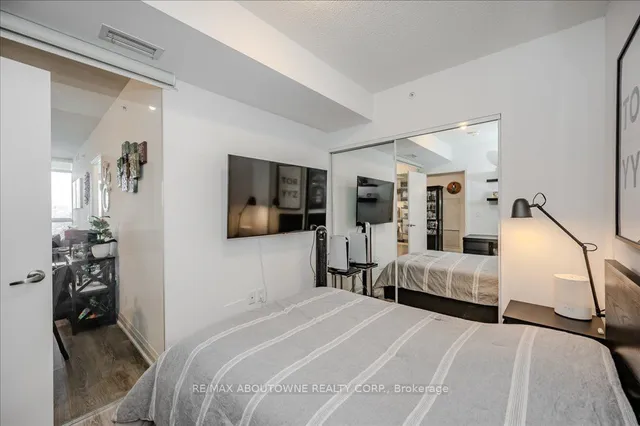 Additional image 22 of 26 Gibbs Rd Unit 926