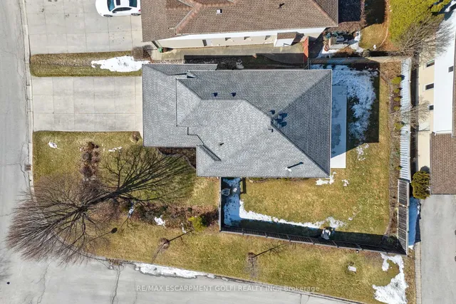 Additional image 38 of 22 BRIDGEPORT Cres