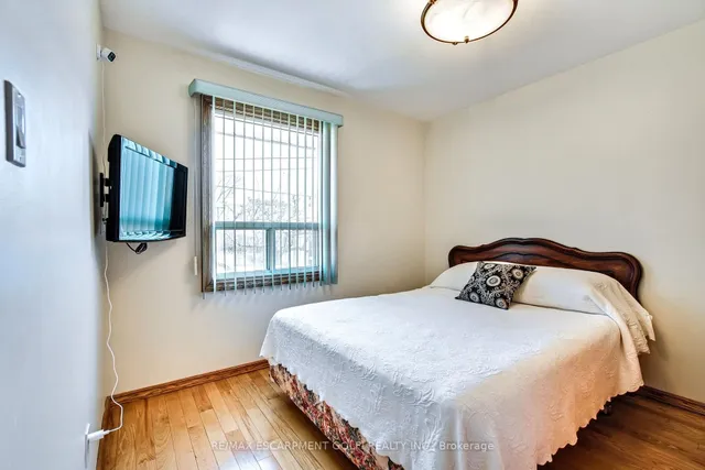 Additional image 22 of 159 WEST 26TH St